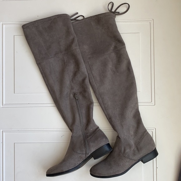 Francesca’s Suede Over the Knee Tie Boots 7 - Picture 1 of 7